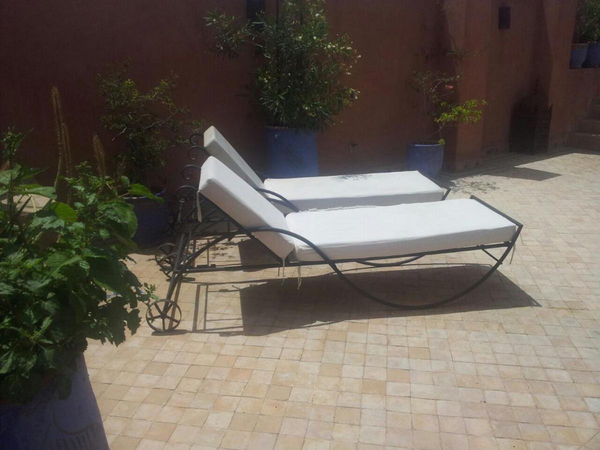 Tahar Oasis *